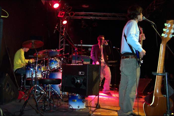 Pagella Non Solo Rock - Sottodiciotto FilmFestival 2005